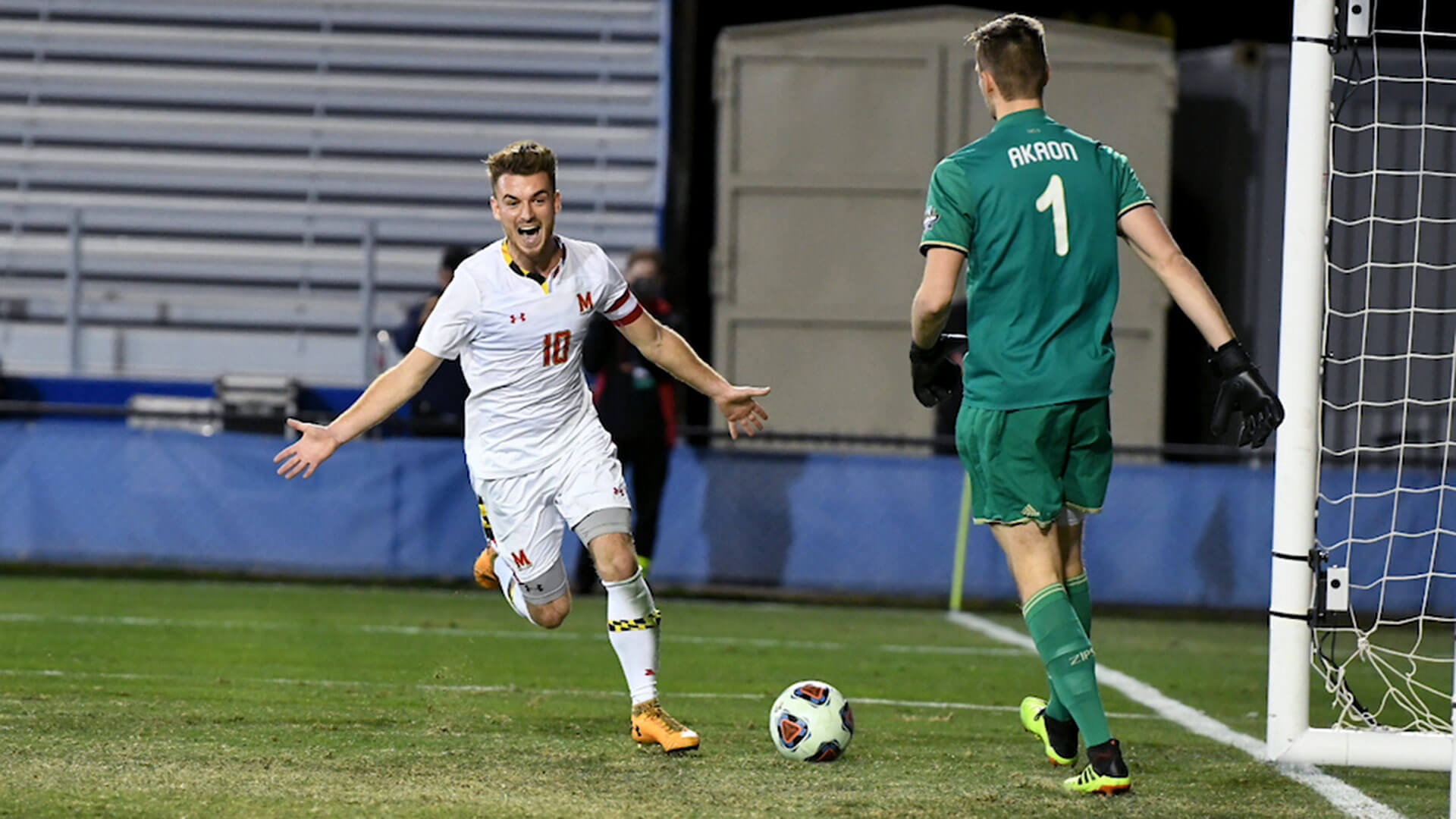 Amar Sejdic scores