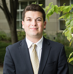 Dan Alpert headshot