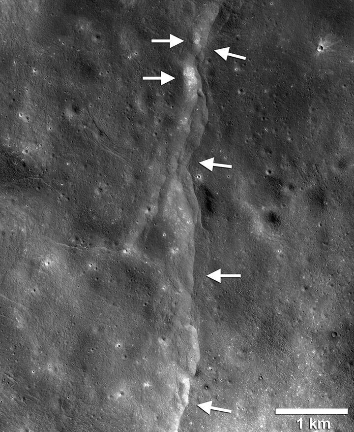 Moony moon
