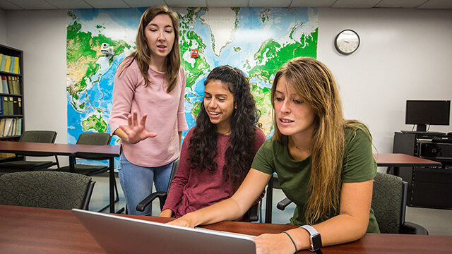 ​​​​​​​​​​Deirdre Dolan, Alaina Froh and Greta Easthom of UMD Weather